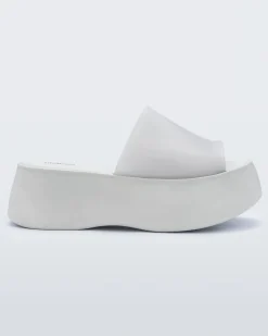 Slides|Platforms*Melissa Becky Grey