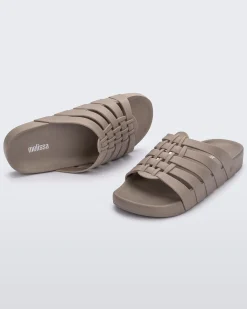 Slides*Melissa Possession Slide